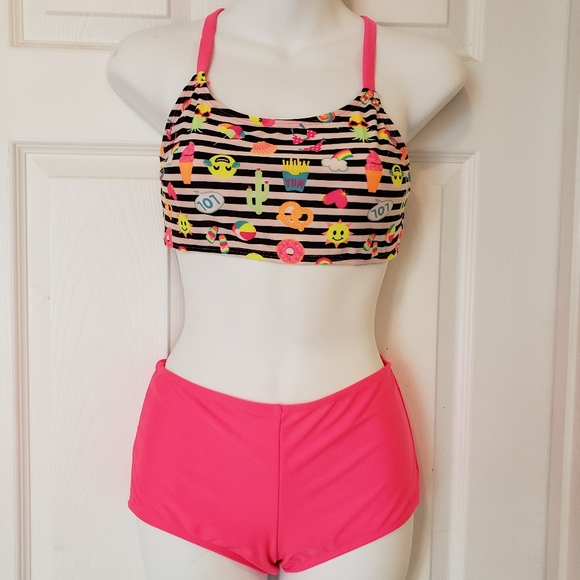 Bikini Teen 16